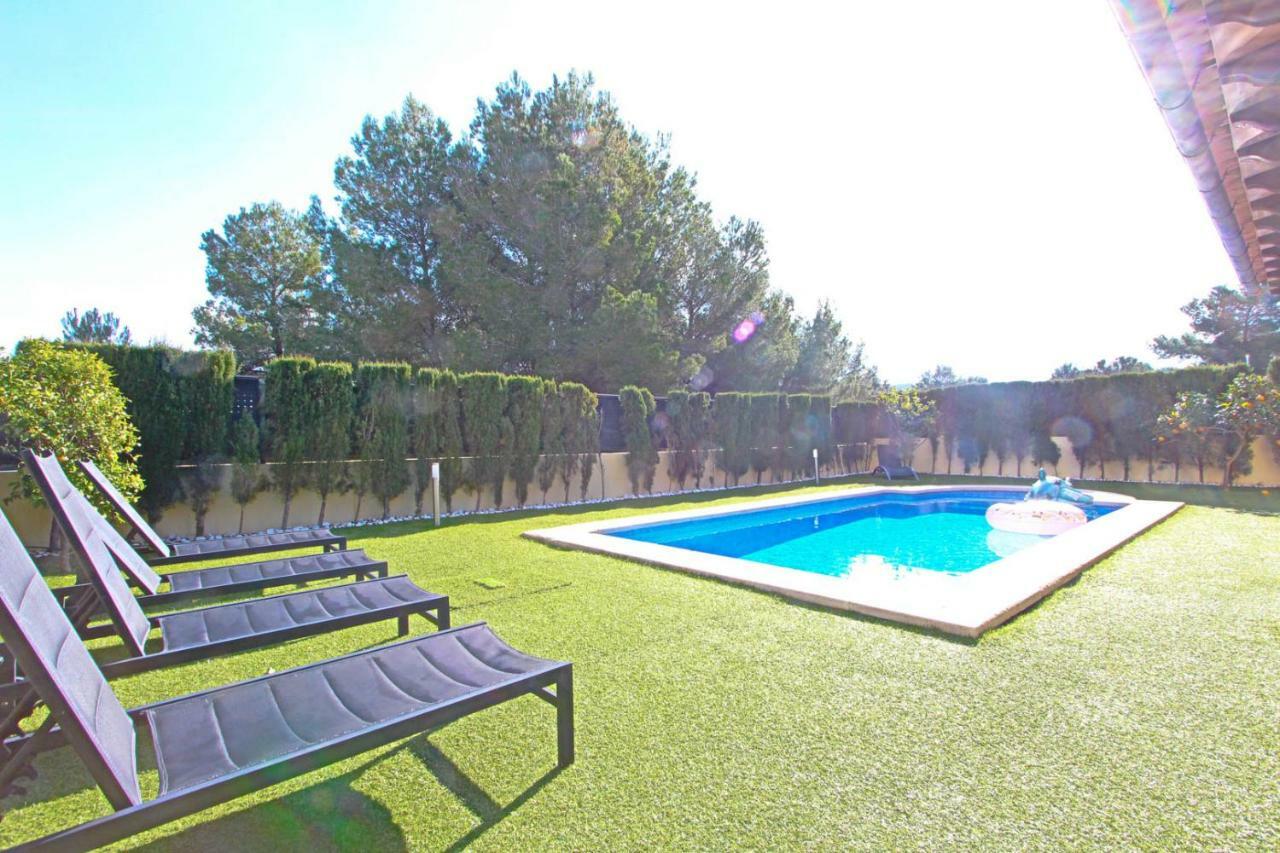 Villa Puerto Adriano Ель-Торо Екстер'єр фото